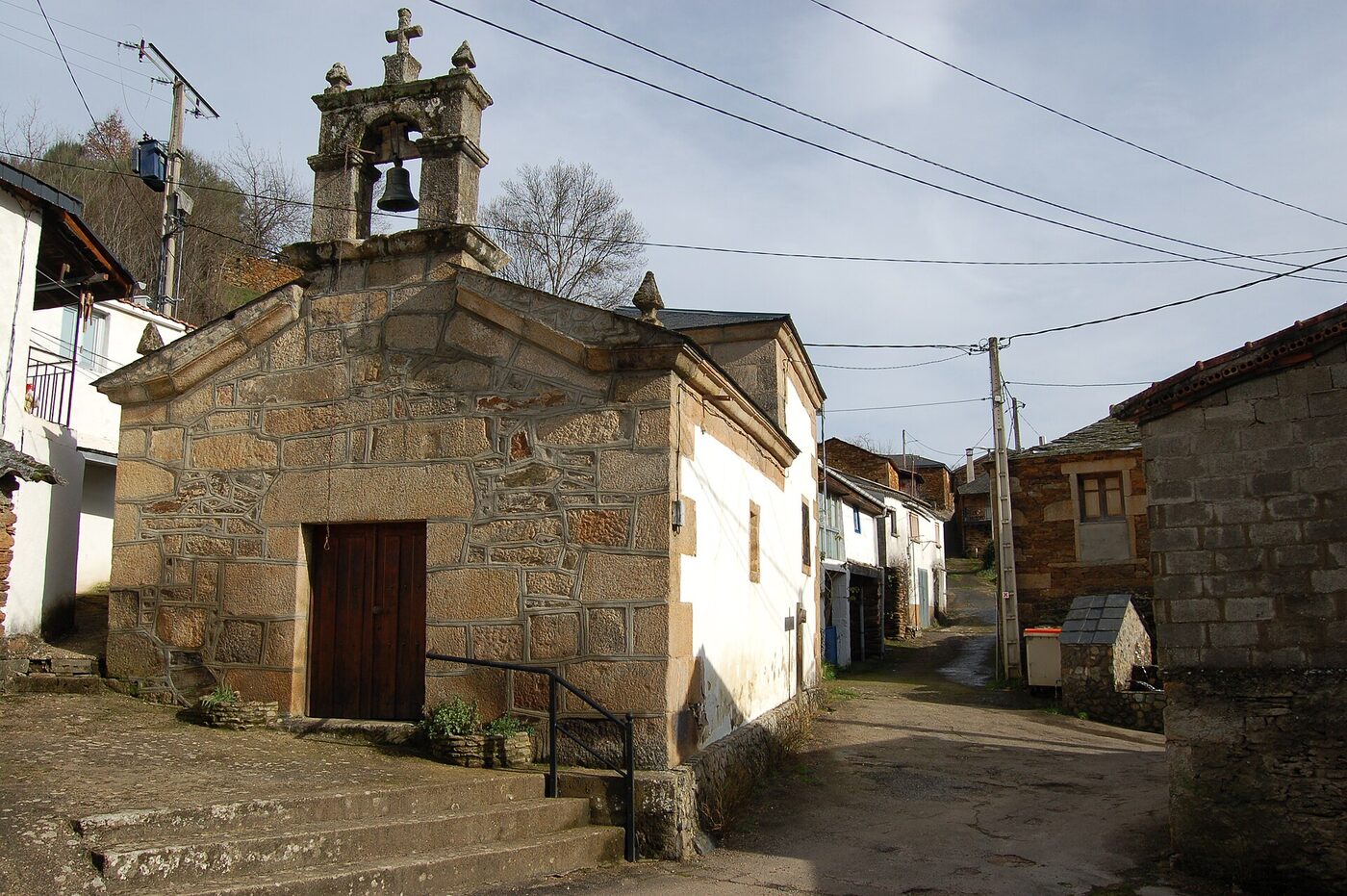 Igrexa de San Xoán de Barxa en A Gudiña