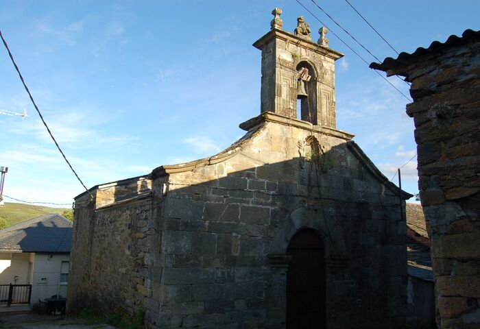 Igrexa de Santiago de Carracedo da Serra