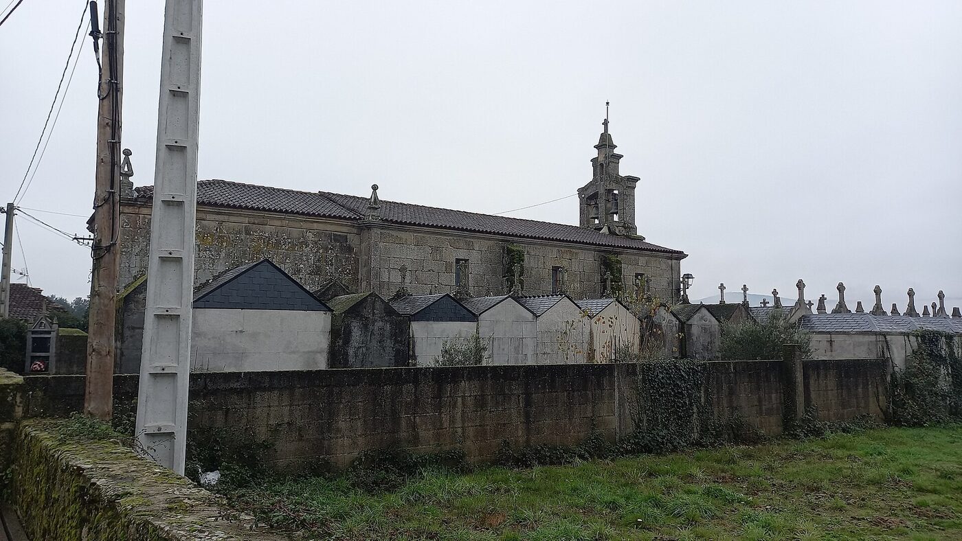 Igrexa de San Salvador de Nocedo do Val en Castrelo do Val
