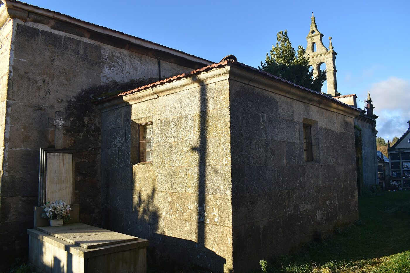 Igrexa de Santa Eufemia de Piornedo en Castrelo do Val