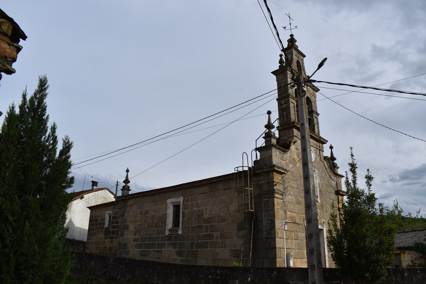 Igrexa de San Bartolomeu de Queirugás en Verín