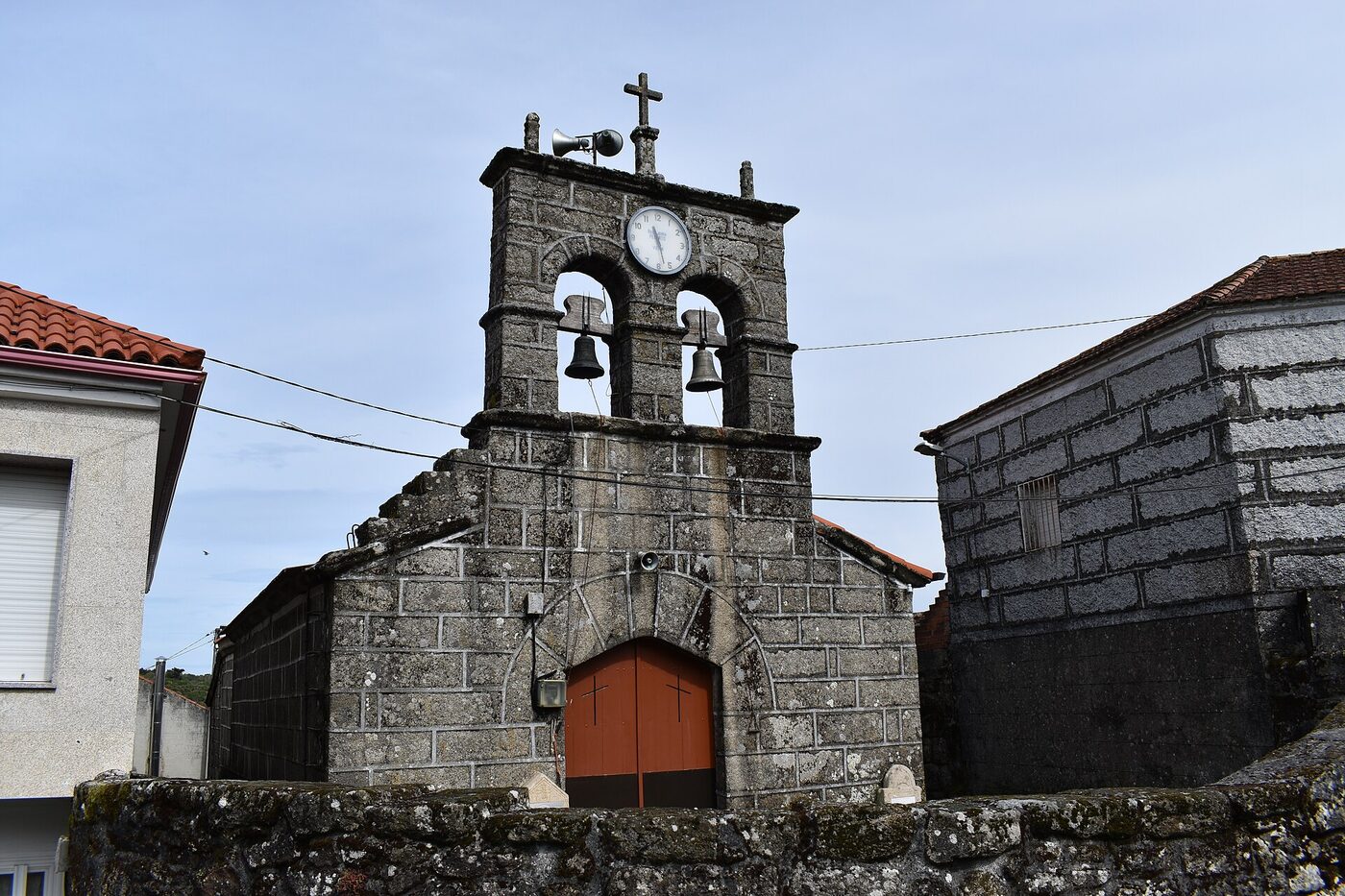 Capela de San Pedro de Penaverde en Cualedro