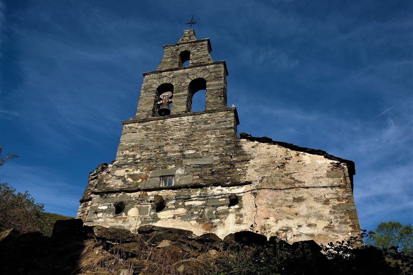 Igrexa de Santa Oalla de Santoalla do Monte en Petín