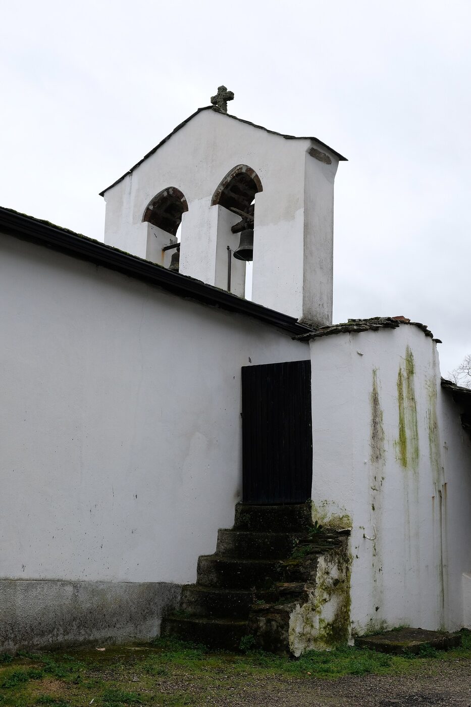 Igrexa de Santo Antonio de San Miguel do Outeiro en Vilamartín