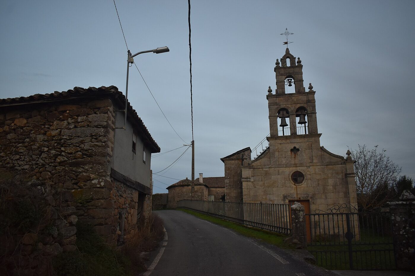 Igrexa de San Xoán de Barrio en A Pobra de Trives