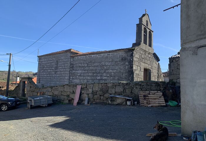 Igrexa de Santa María de Paredes