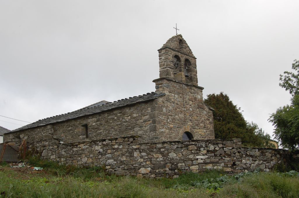 Igrexa de San Xoán de Fonfría en Pedrafita do Cebreiro