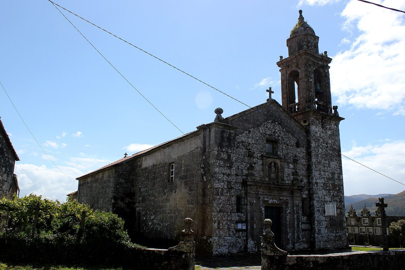 Igrexa de San Pedro de Carcacía en Padrón