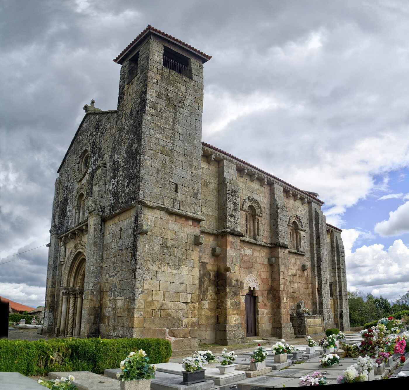 Igrexa de San Pedro da Mezquita en A Merca