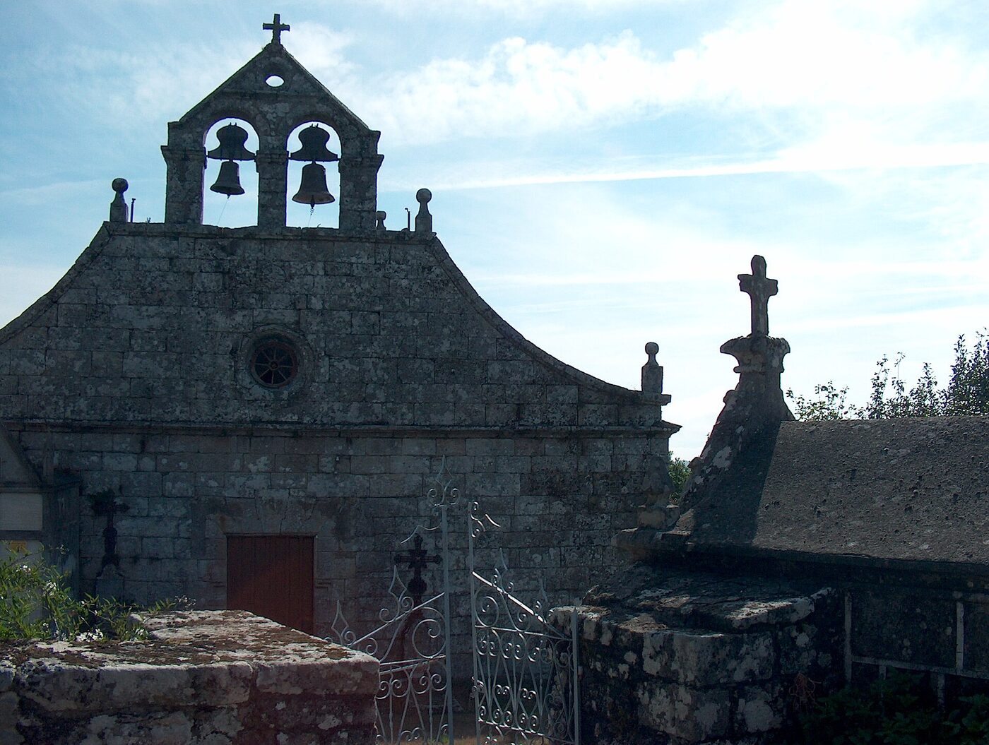 Igrexa de Santiago de Vilar de Ortelle en Pantón