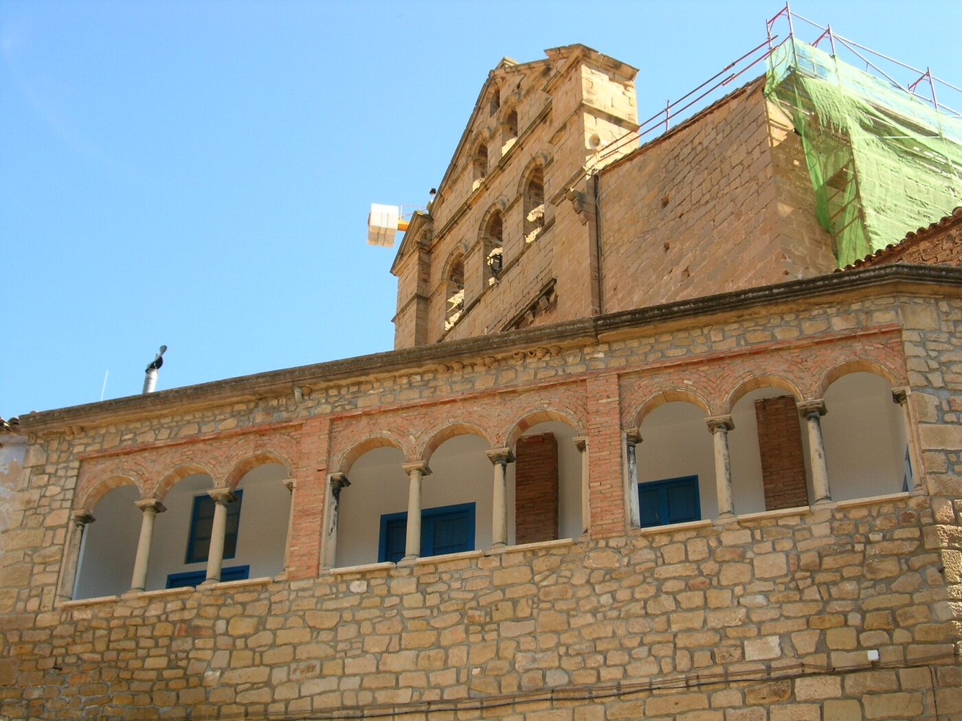 Iglesia de Santa María la Mayor en Mazaleón