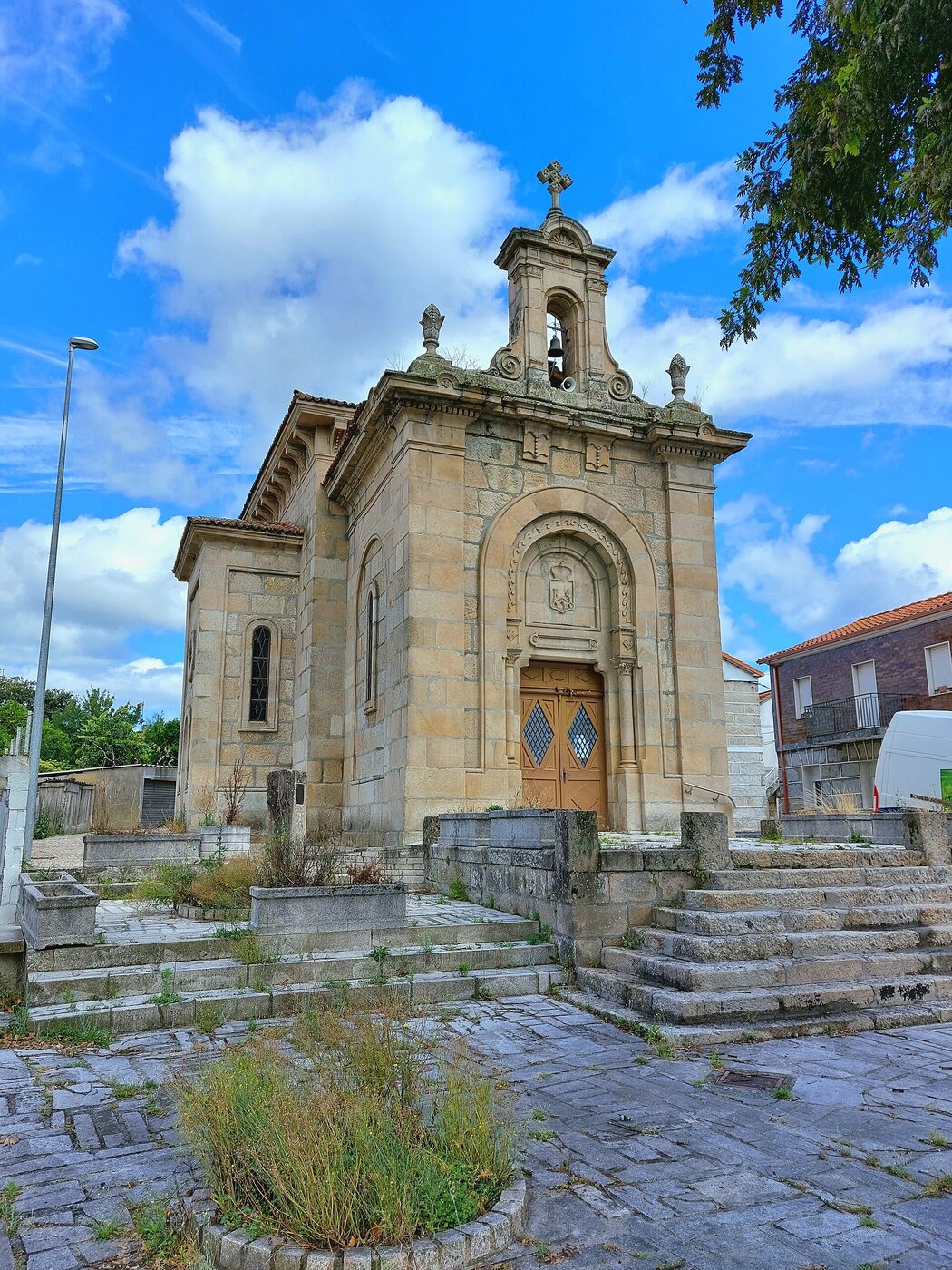 Igrexa de San Lázaro en Ourense