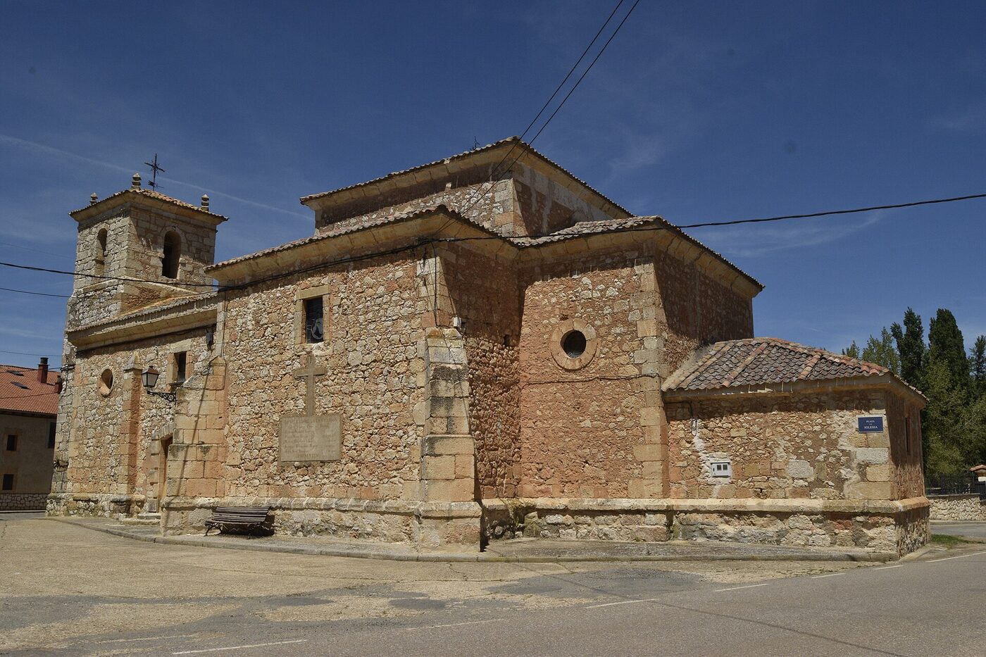 Iglesia de San Pedro Advíncula en Aldehorno