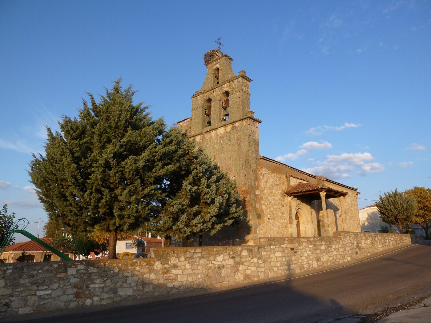 Iglesia de San Román en Torresmenudas