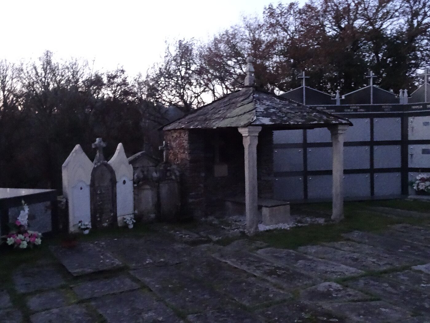 Igrexa de Santo Estevo de Uriz en Begonte