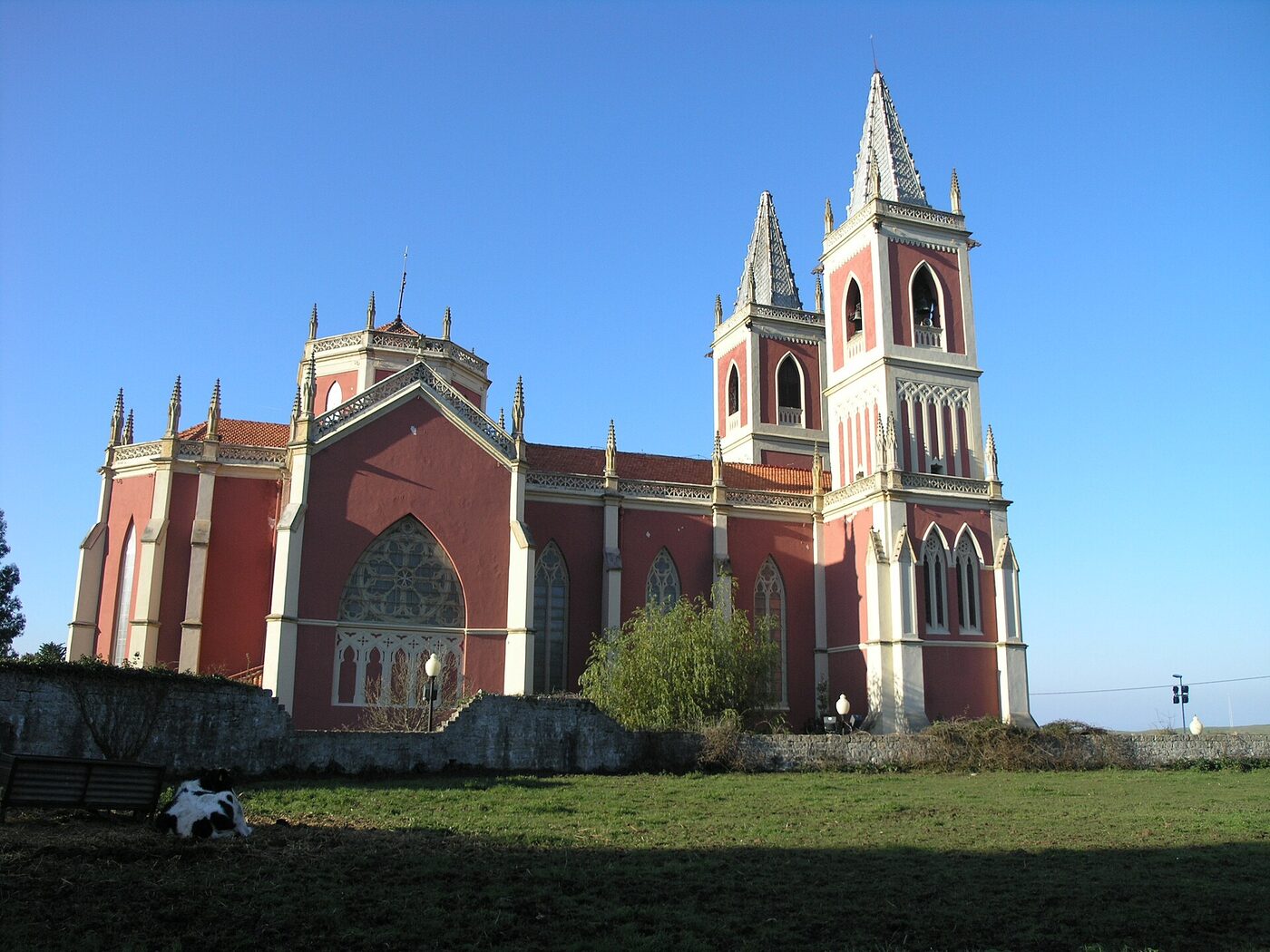 Iglesia de San Pedro ad Vincula en Alfoz de Lloredo
