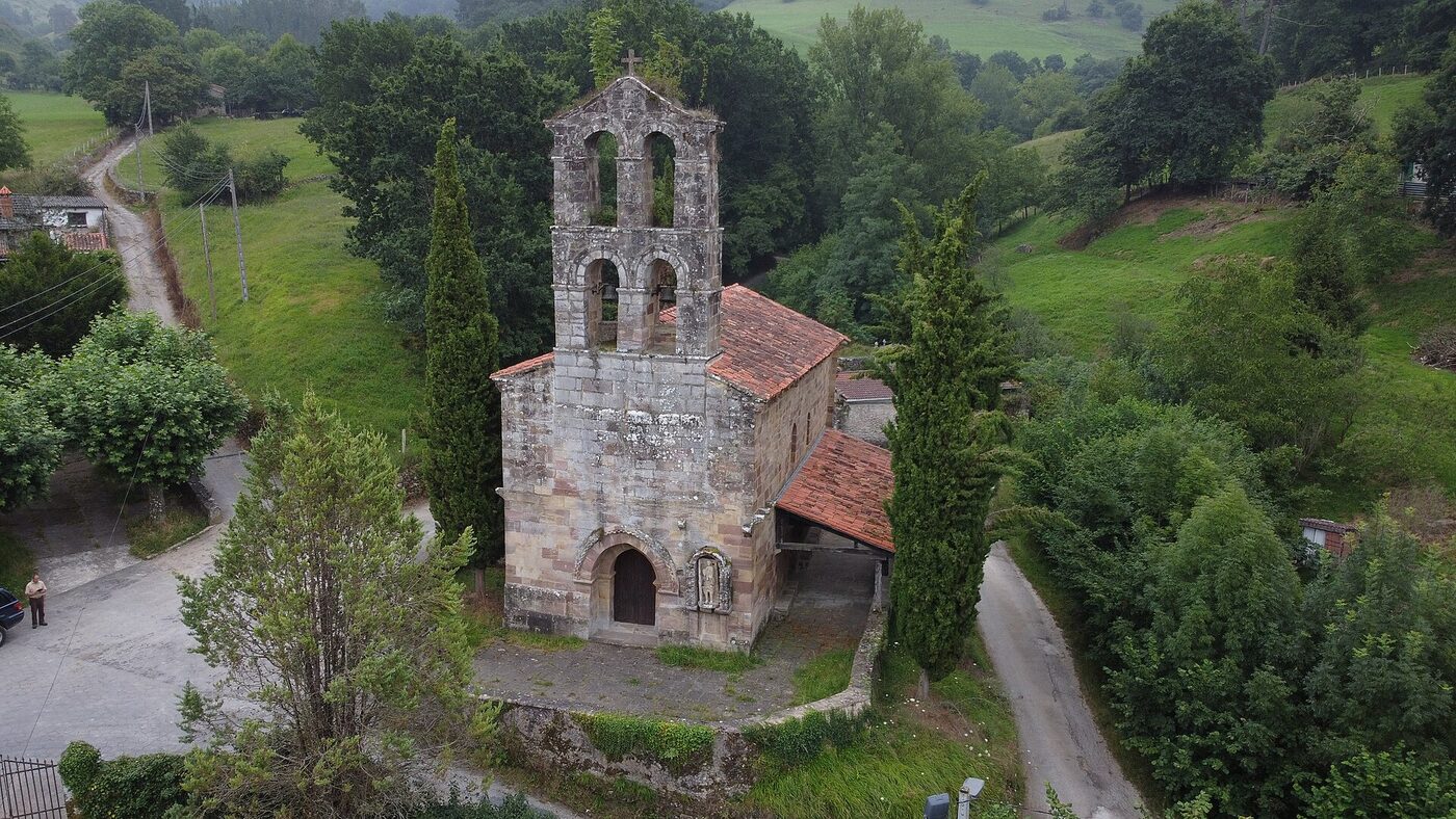 Iglesia de San Andrés en Anievas