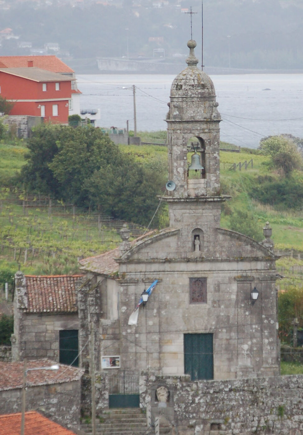 Igrexa de Santa María de Samieira en Poio