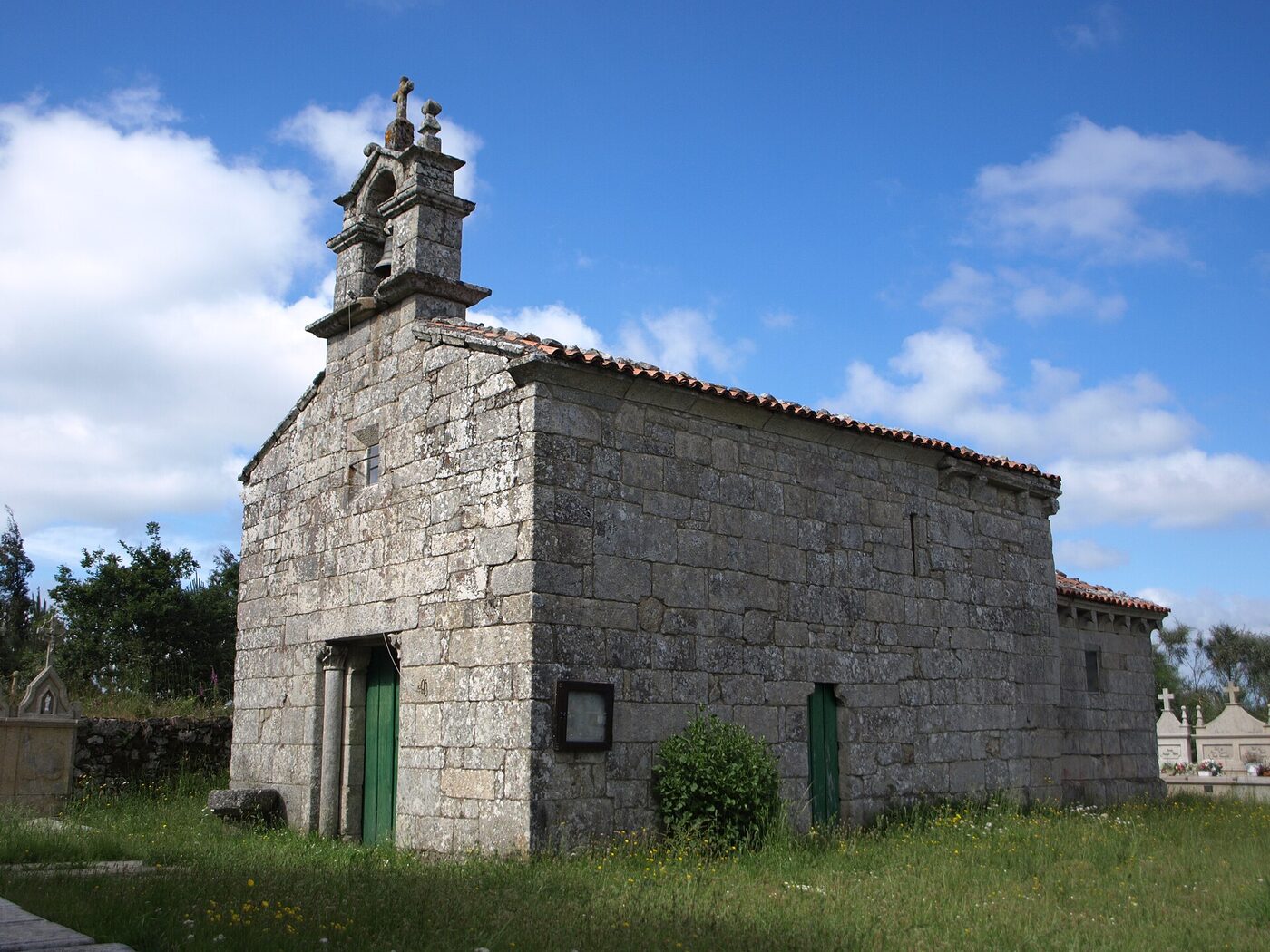 Igrexa de Santa Mariña de Sucastro en Monterroso