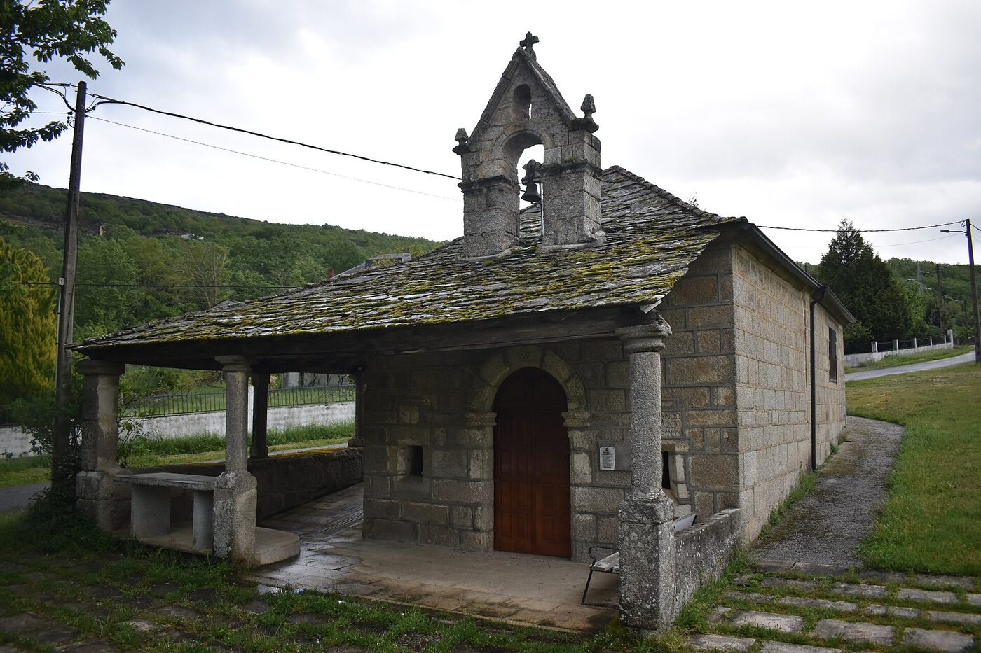 Capela da Nosa Señora dos Remedios dos Navallos en O Bolo