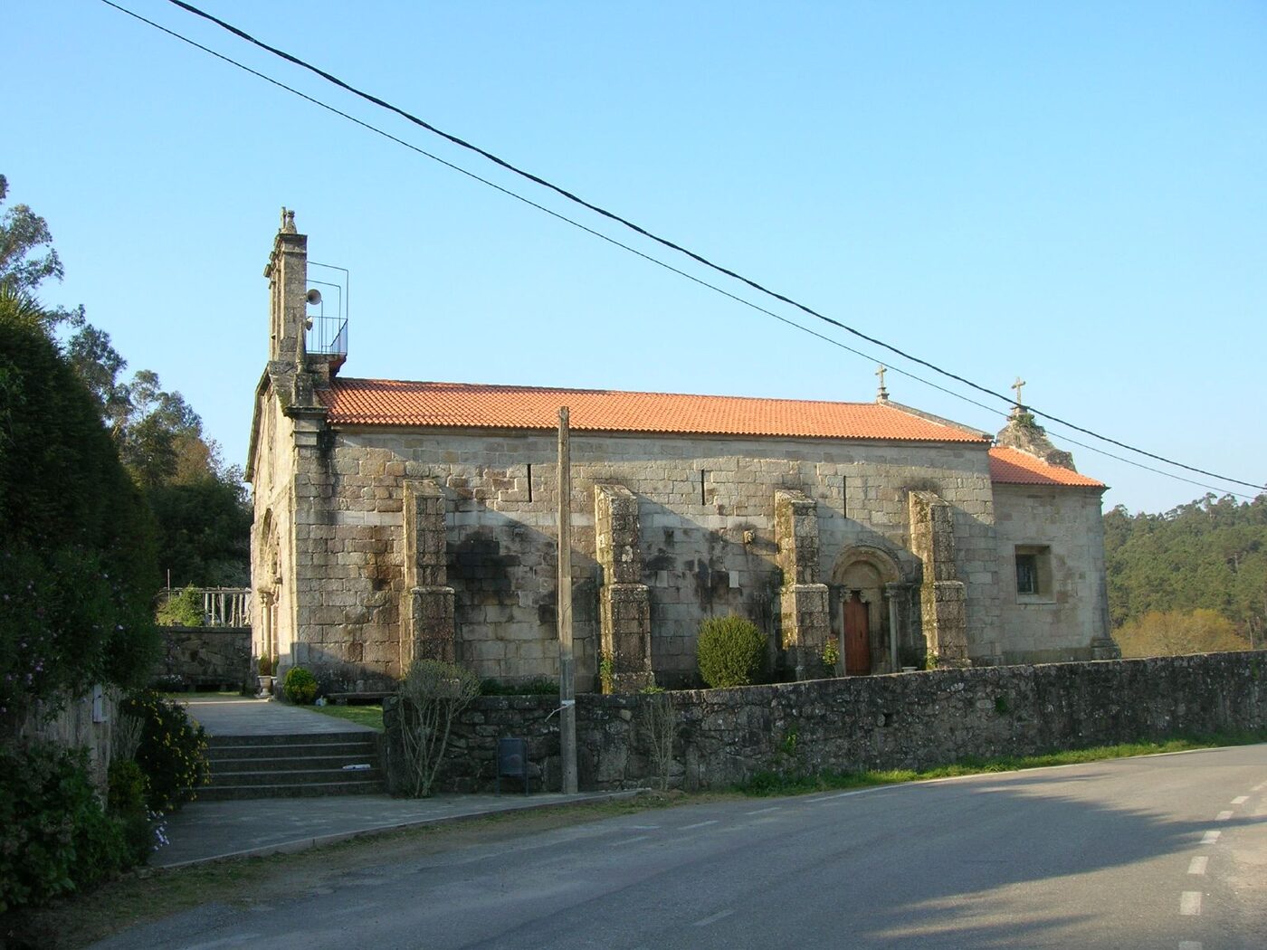 Igrexa de San Miguel de Pesegueiro en Tui