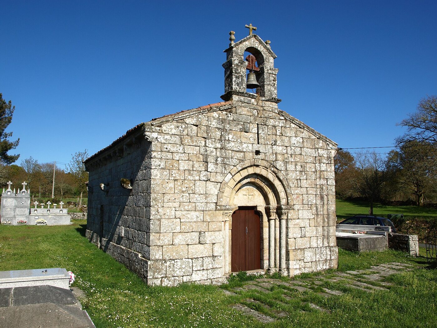 Igrexa de Santiago de Bidouredo en Monterroso