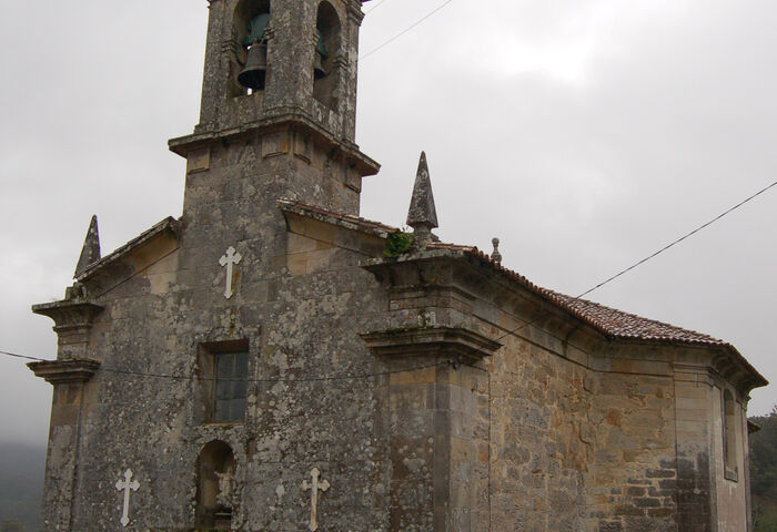Igrexa de Santa María de Roo