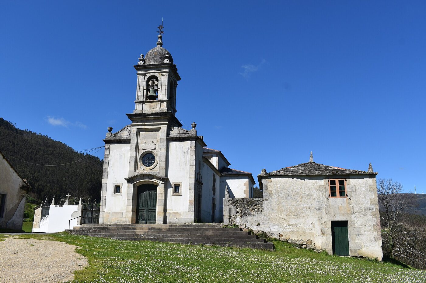 Igrexa de San Tomé de Recaré en O Valadouro