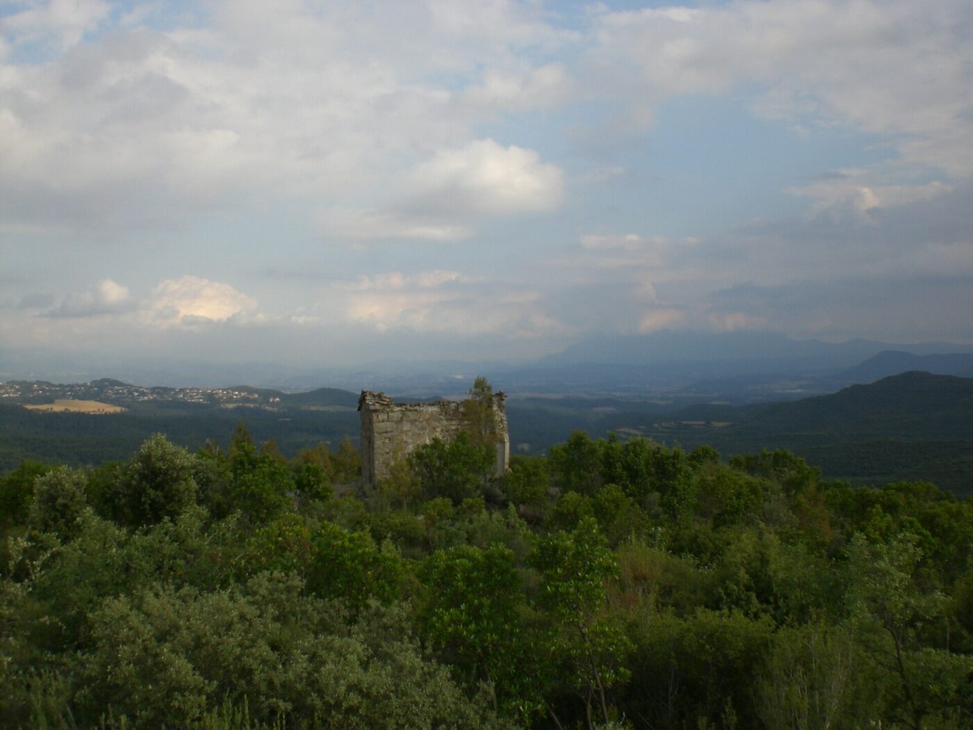 Mare de Déu de Lourdes (ruins) en Castellnou de Bages