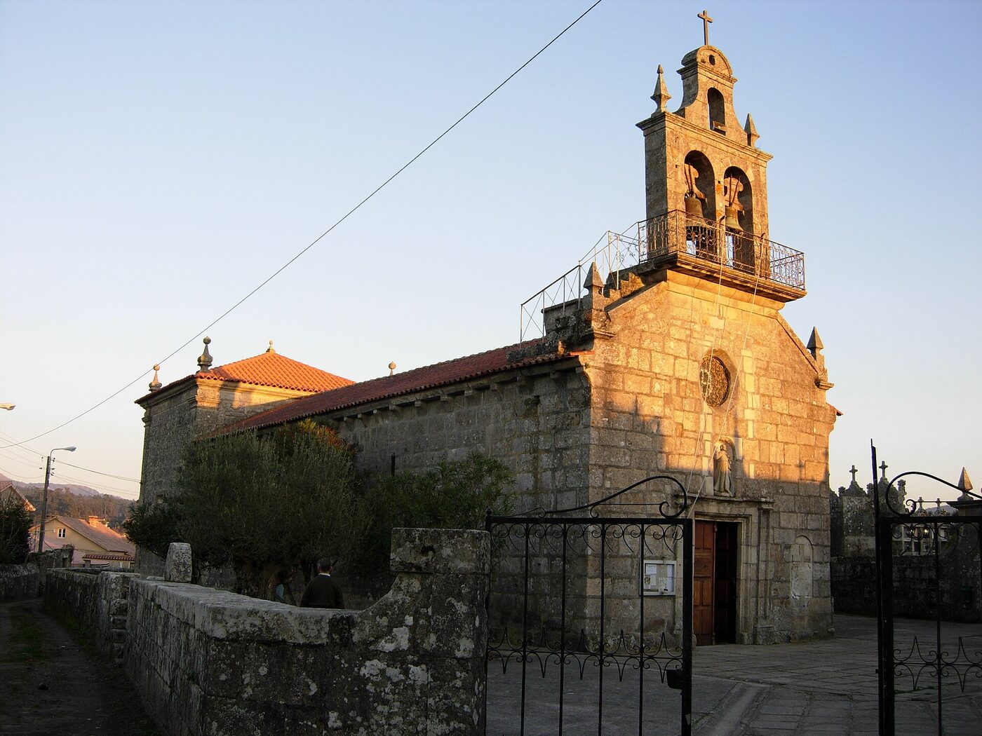 Igrexa de San Pedro da Ramallosa en Nigrán