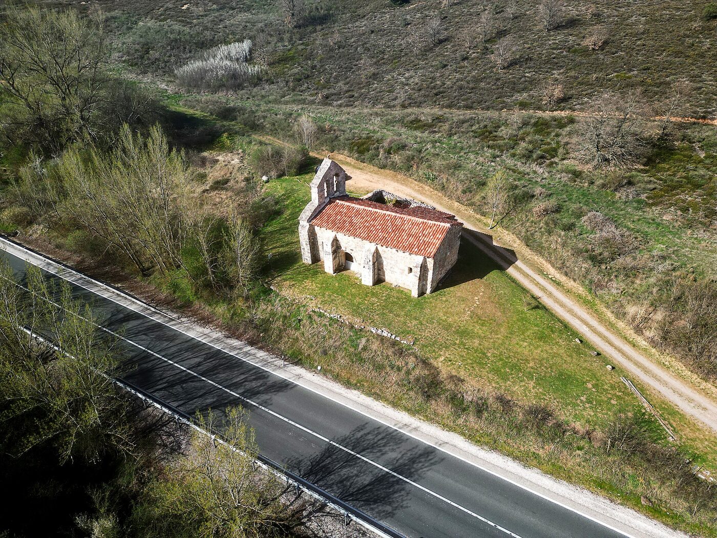 Iglesia de San Sebastián en Úrbel del Castillo