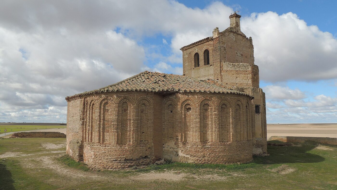 Iglesia de Nuestra Señora del Rosario en Madrigal de las Altas Torres