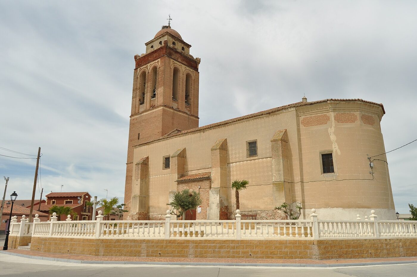 Iglesia de la Asunción de Nuestra Señora en Moraleja de Matacabras