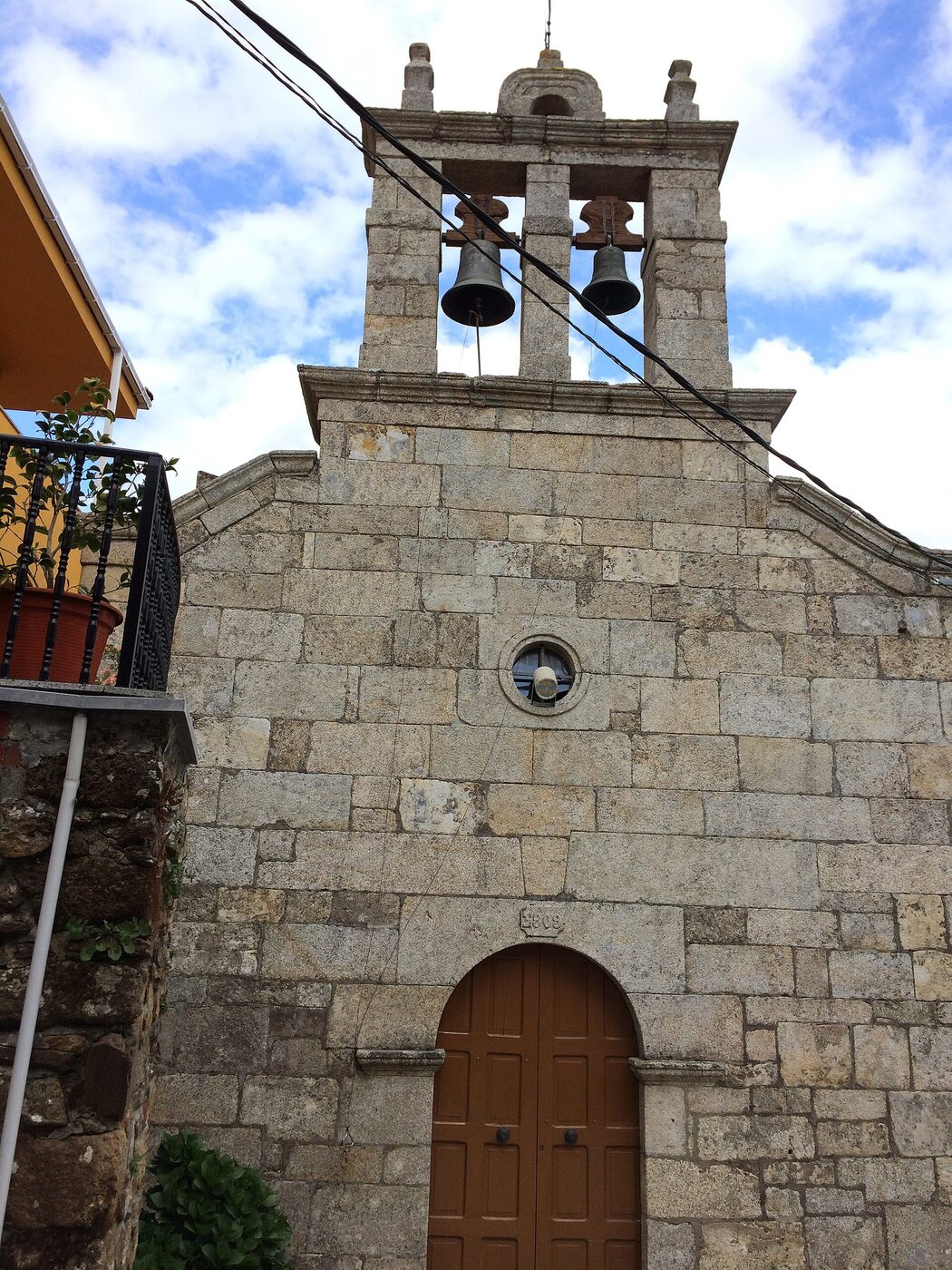 Igrexa de San Romao de Acedre en Pantón
