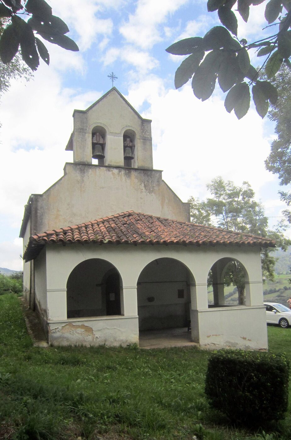 Iglesia de Aces en Candamo