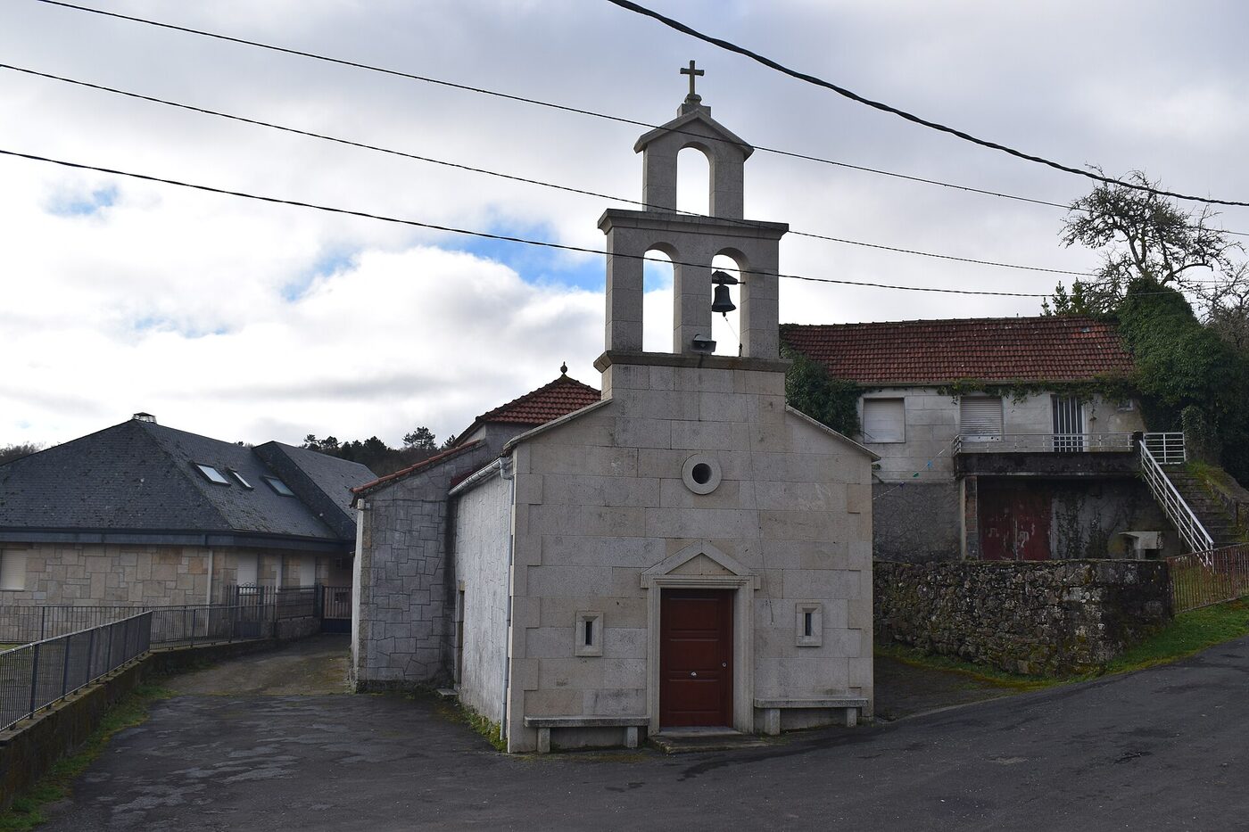 Capela de San Xoán de Rubillón en Avión