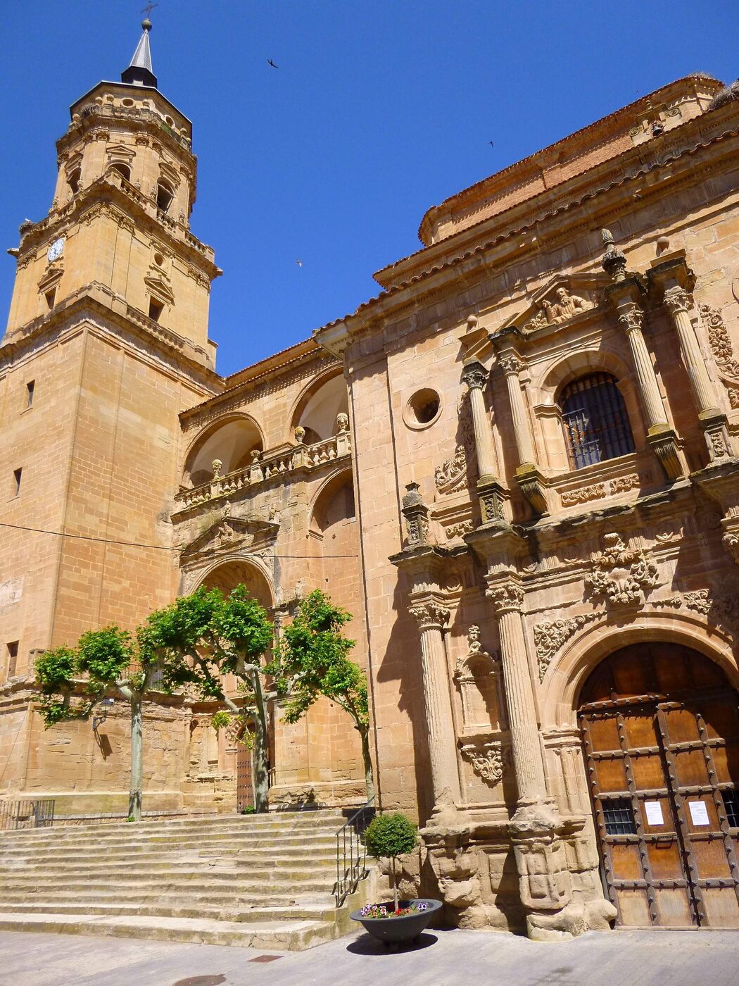 Iglesia de San Esteban en Murillo de Río Leza