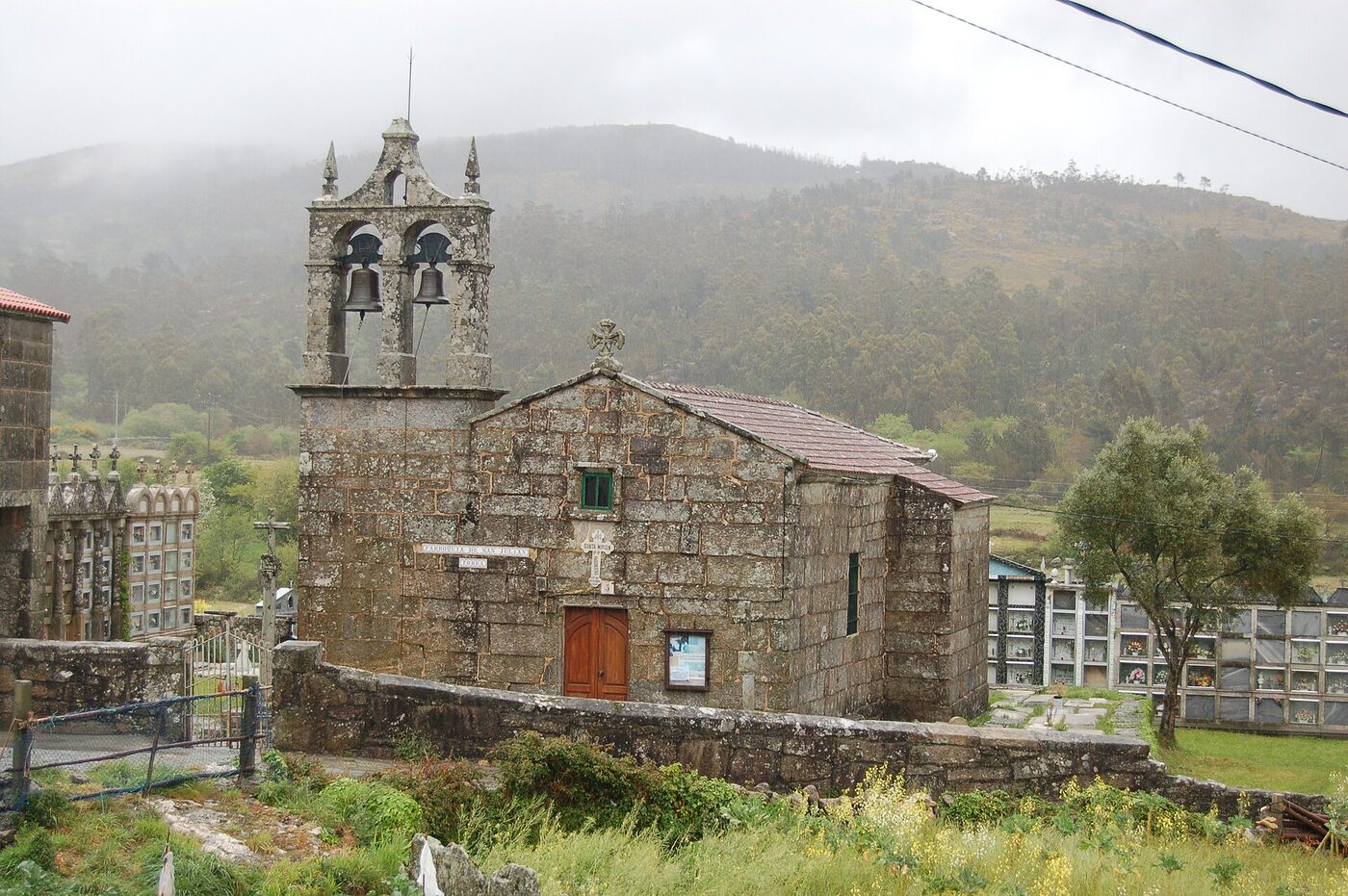 Igrexa de San Xián de Torea en Muros