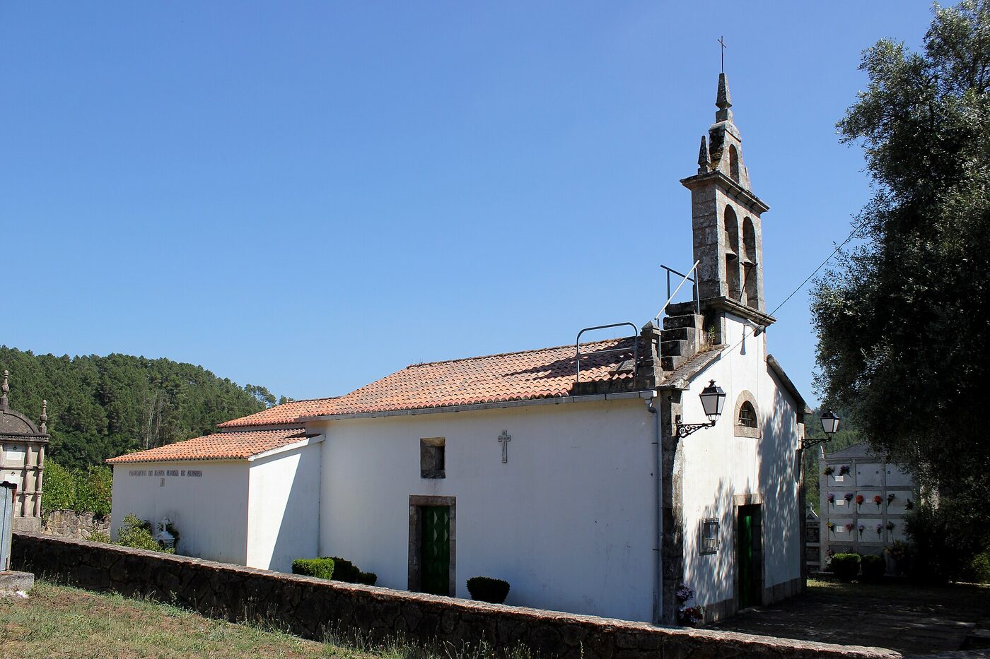 Igrexa de Santa Mariña de Sucira en Boqueixón