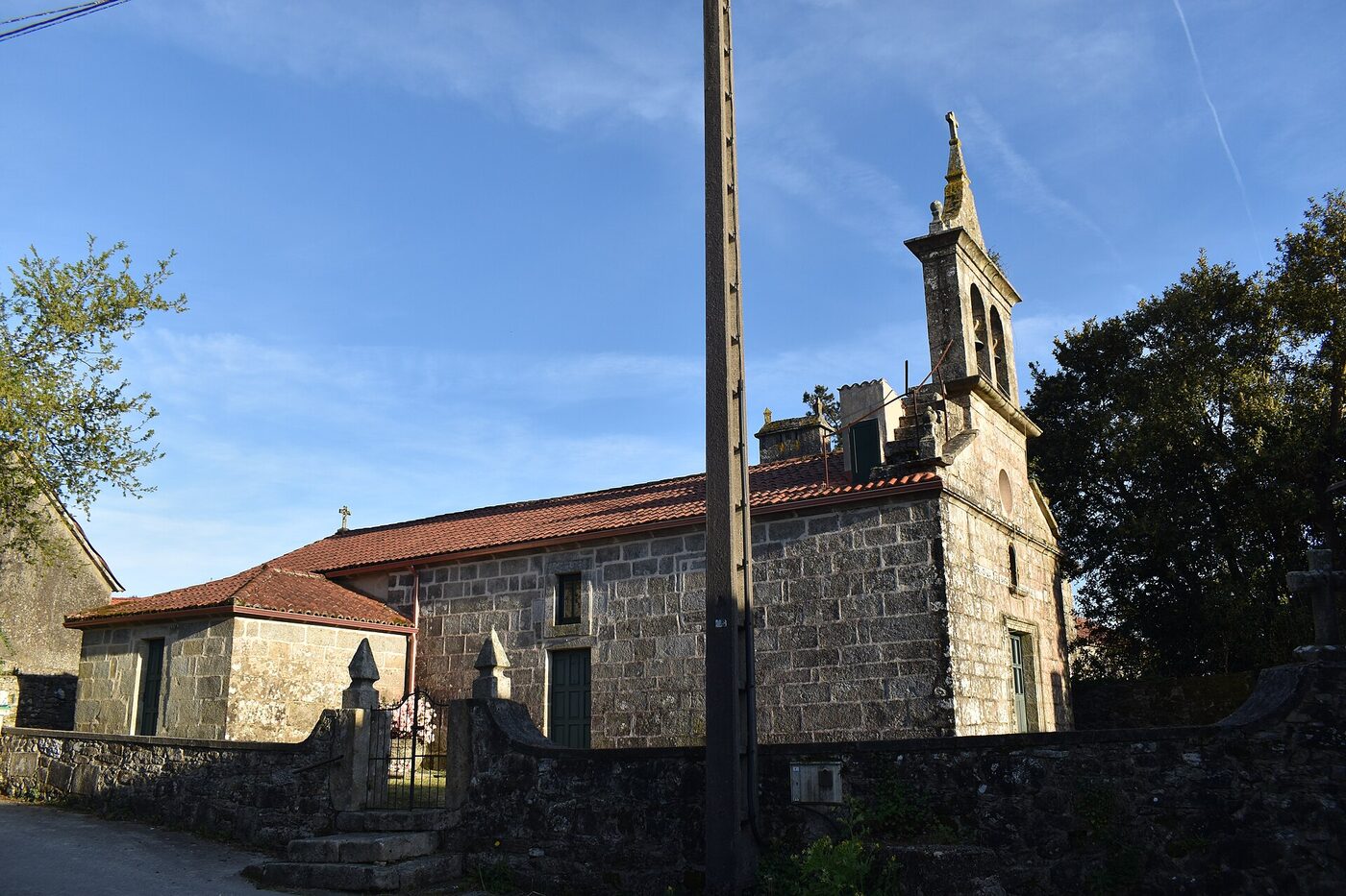 Igrexa de Santa Mariña do Barro en San Vicenzo