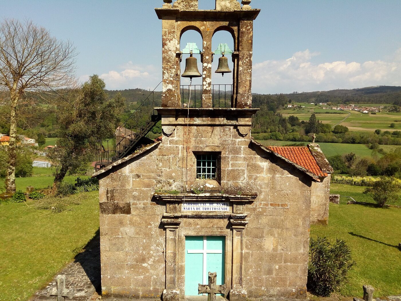 Igrexa de Santa María de Troitosende en A Baña