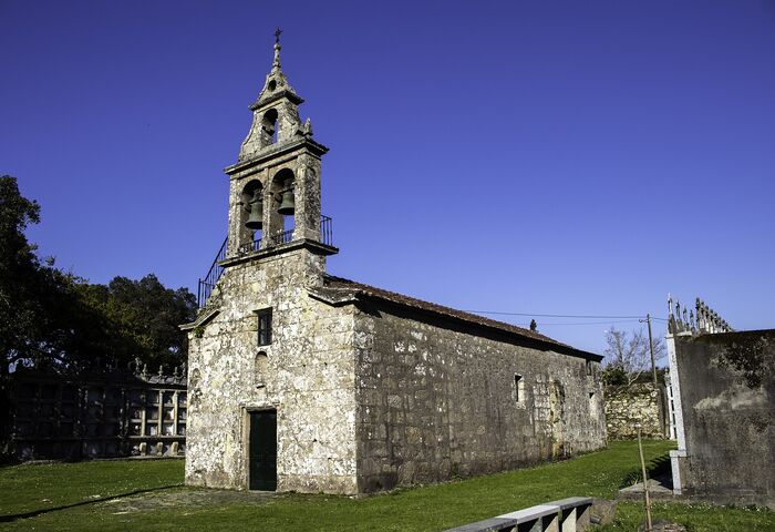 Igrexa de San Miguel de Barcala