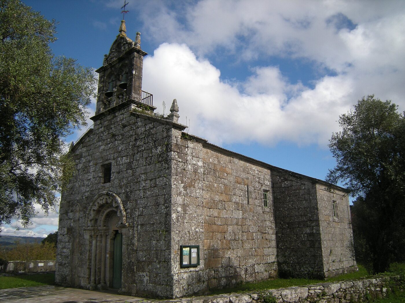 Igrexa de San Xoán de Santeles en A Estrada
