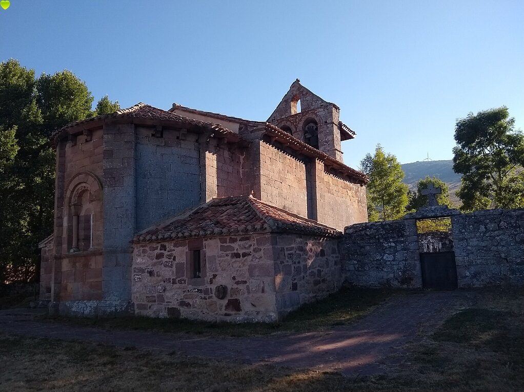 Iglesia Romanica de Santa Maria la Real en Brañosera