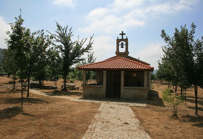 Capela de Santiago de Aceredo