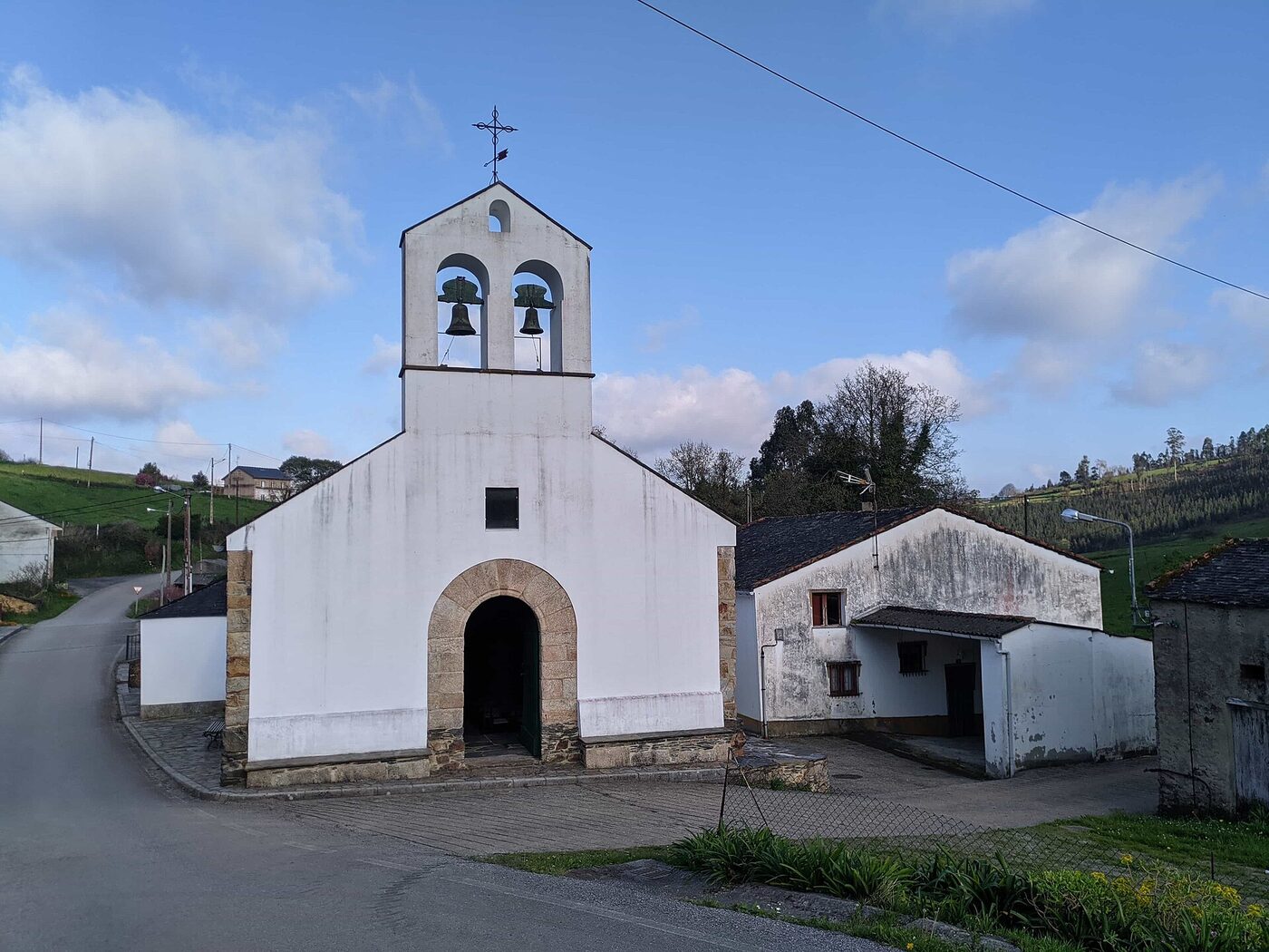 Santuario da Nosa Señora das Virtudes da Ponte en Ribadeo