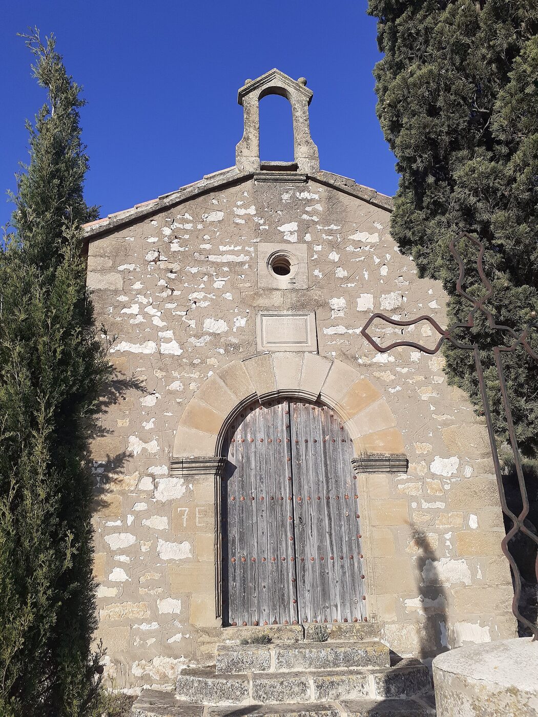 Mare de Déu de Montserrat en Vilalba dels Arcs