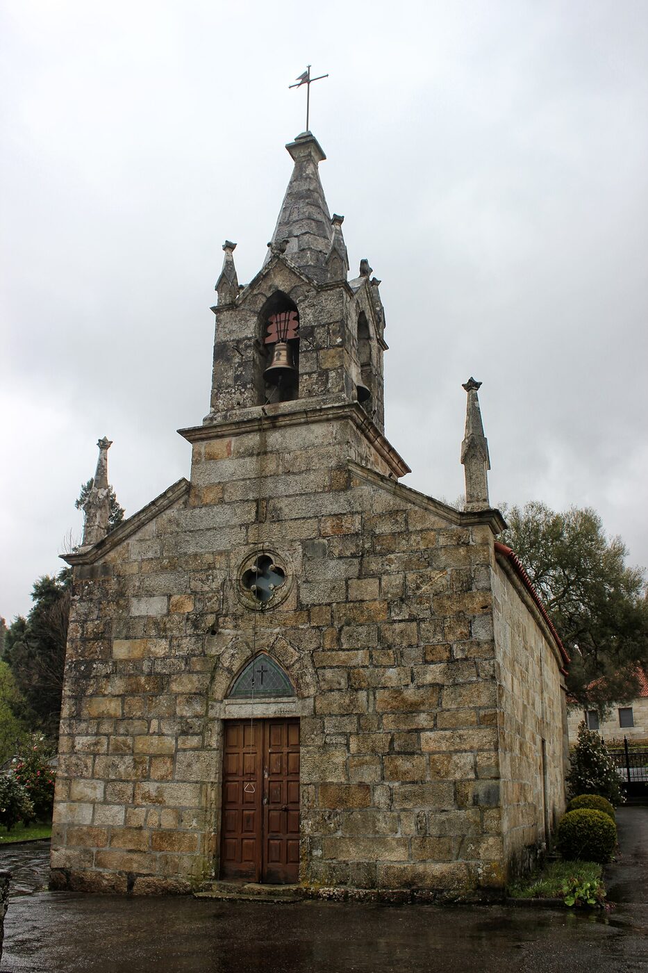 Igrexa de Santa Eulalia de Batalláns en As Neves