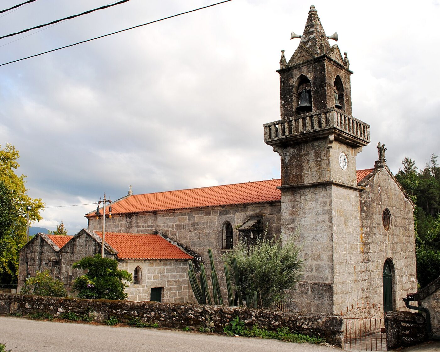 Igrexa de San Salvador de Cristiñade en Ponteareas
