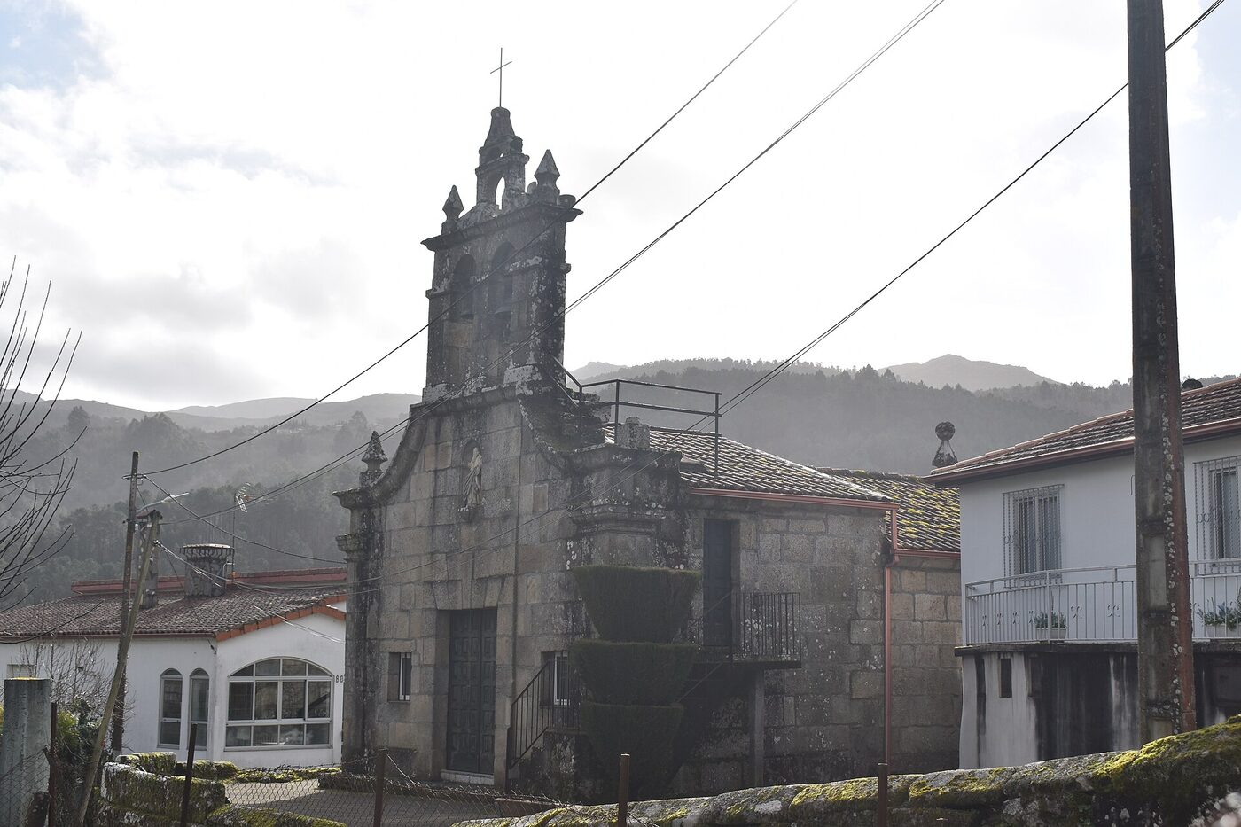 Igrexa de San Paulo de Quintela de Leirado en Quintela de Leirado